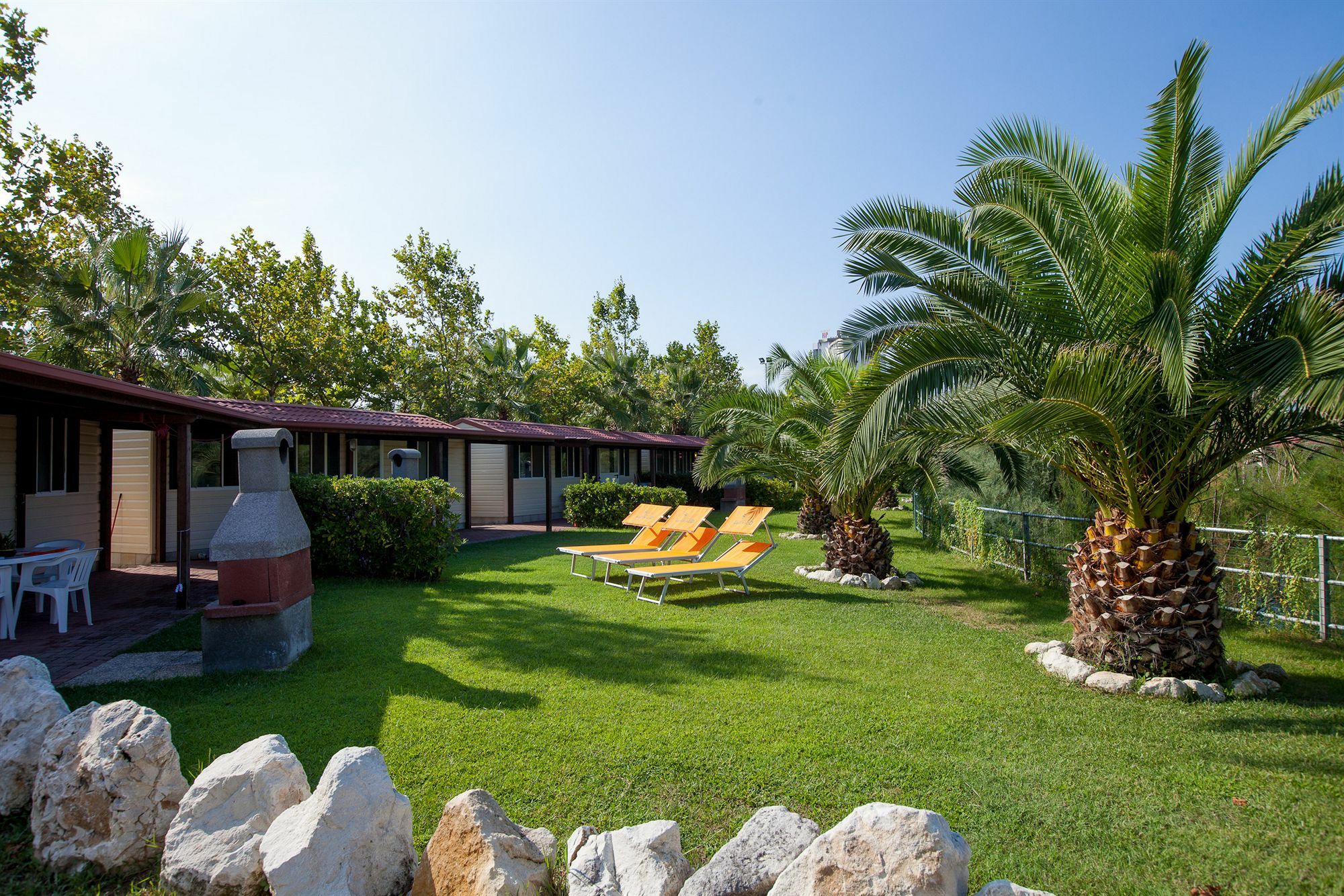 Village Lake Placid Silvi Marina Exterior photo